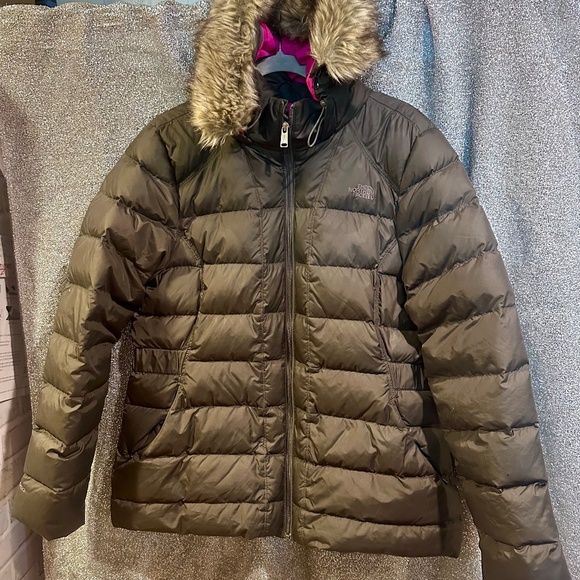 Women's XL North Face 550 Down Jacket - Picture 2 of 3